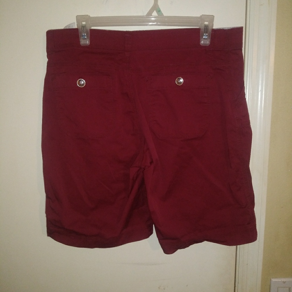Red Shorts - Picture 3 of 4